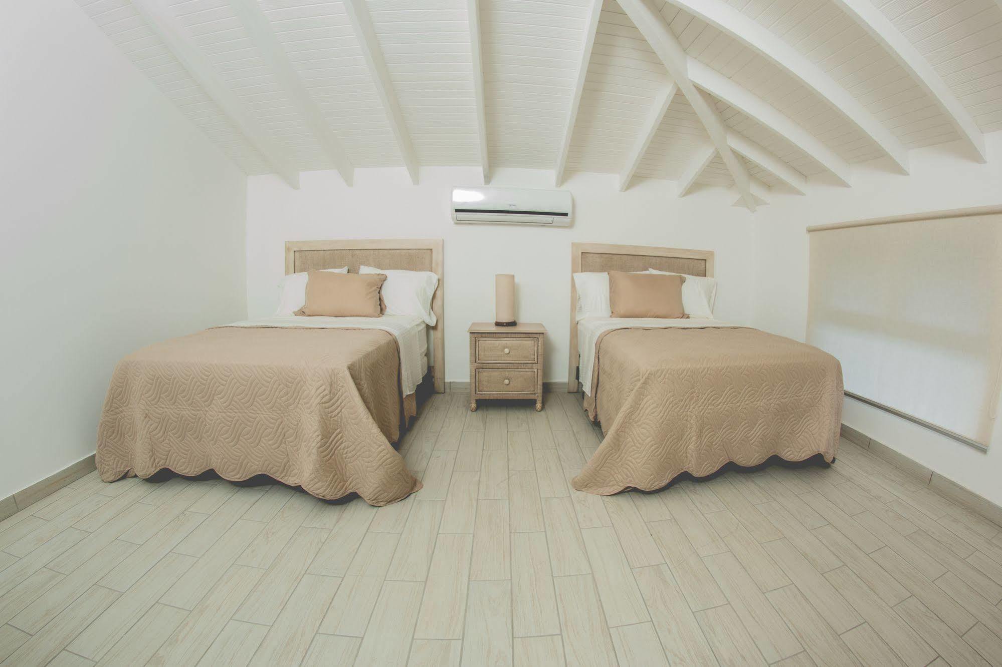 Playa Escondida Beach Club Тела Екстериор снимка