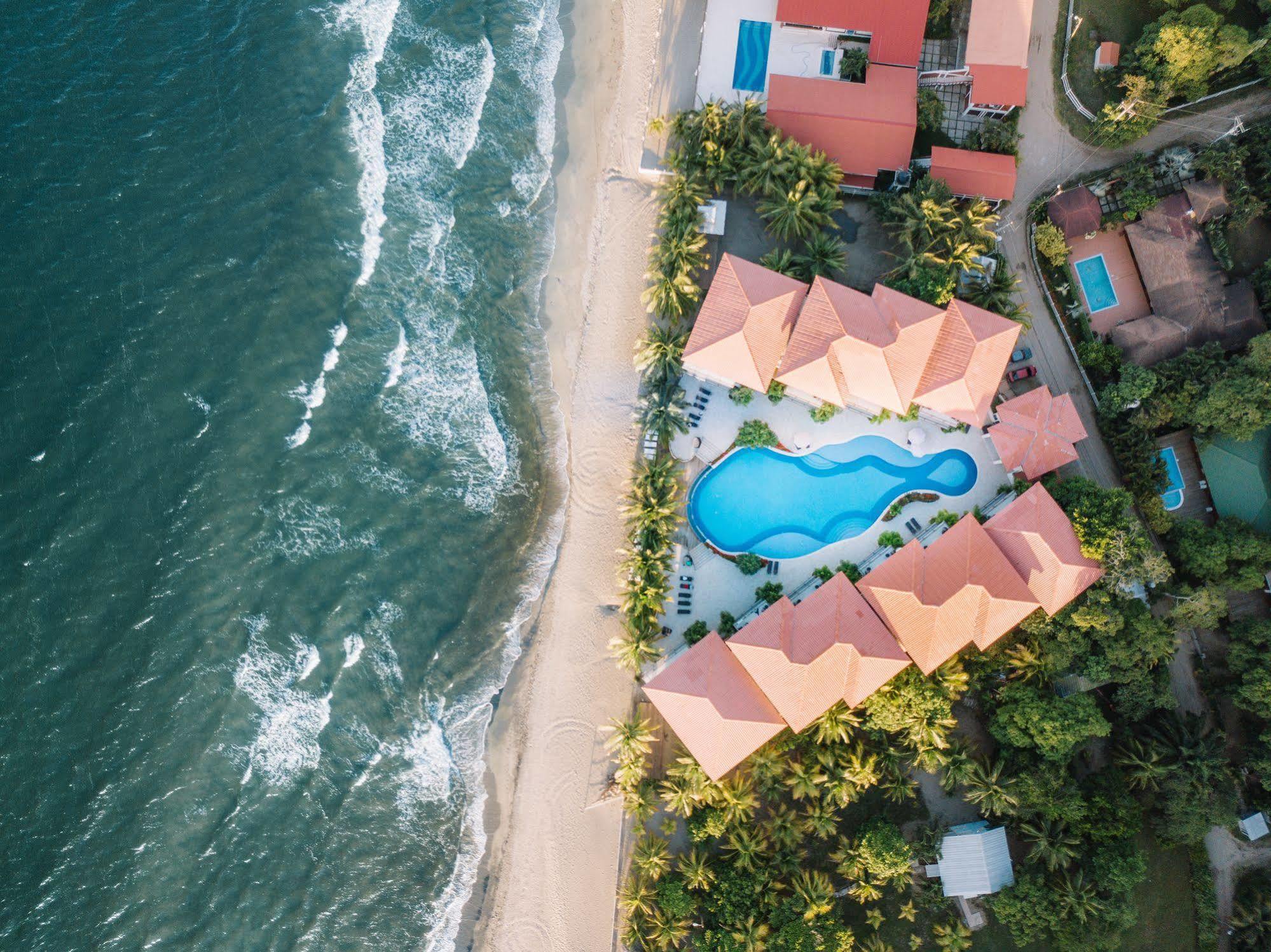 Playa Escondida Beach Club Тела Екстериор снимка